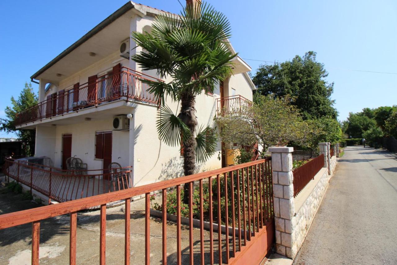 Appartement Franjo Near Center